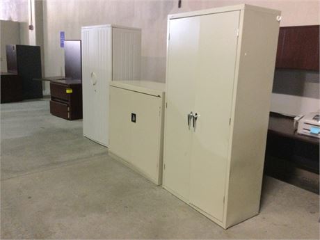 Mix lot of (03) Cabinets