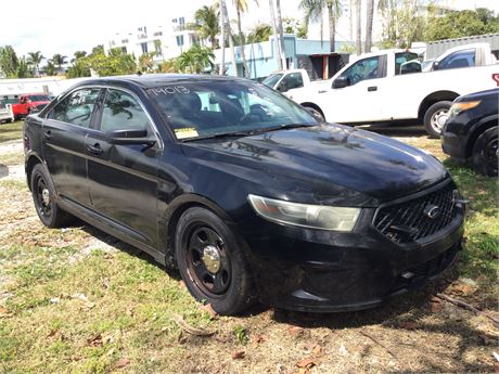 2014 Ford Taurus Police Interceptor AWD (Not Drivable)