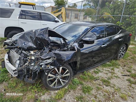 2017 Nissan Maxima (Crashed)