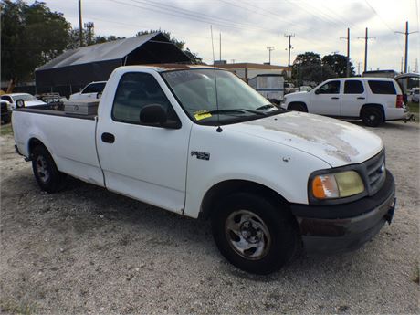 2001 Ford F-150 Long Bed Pick Up