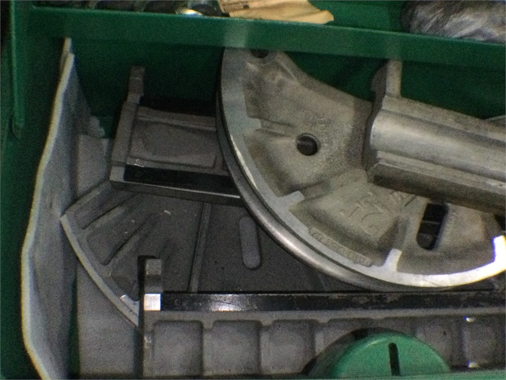 BIDERA Government Auctions Greenlee 881 Cam Track Hydraulic Pipe Bender