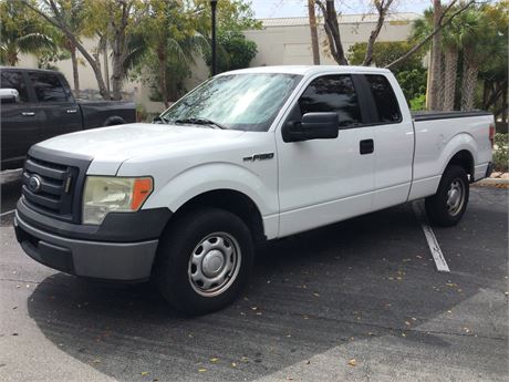 2011 Ford F-150 XL Extended Cab (3.7L 4x2)
