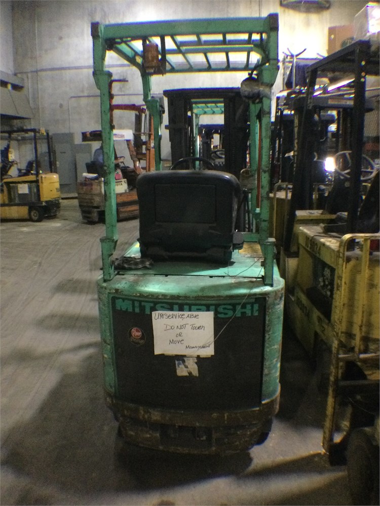 Bidera Government Auctions Mitsubishi 2fbc15 Electric Forklift