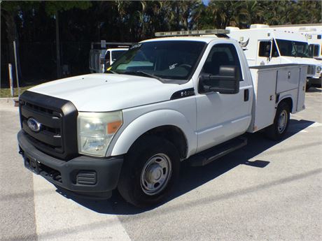 2011 Ford F350XL Utility Tool Bed Truck
