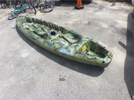 Rescent Kayak