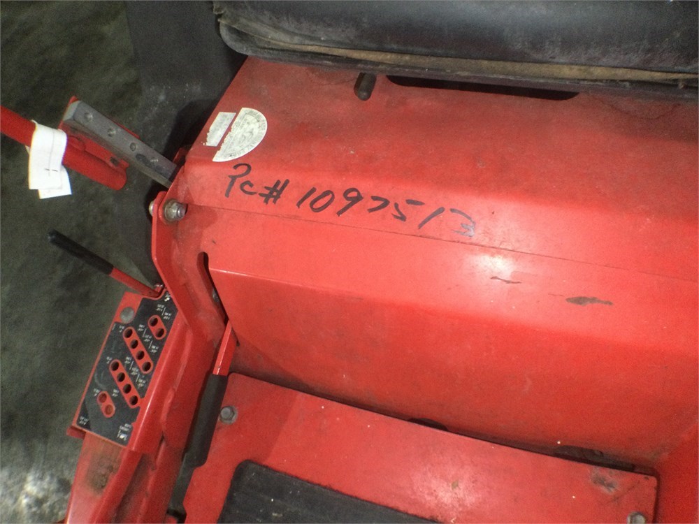 BIDERA Government Auctions Snapper Pro Ridding Mower S50x