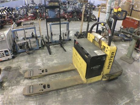 Hyster Electric Lift (Pallet Jack)