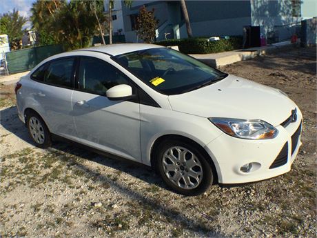2012 Ford Focus SE (Issues)
