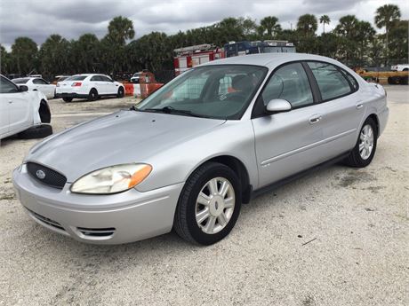 2005 Ford Taurus (Only 37k miles)