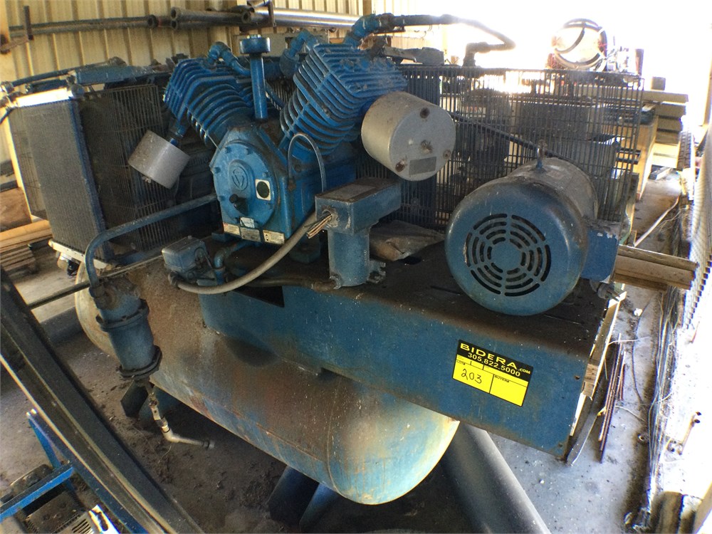 BIDERA Government Auctions - Quincy Climate Control Air Compressor
