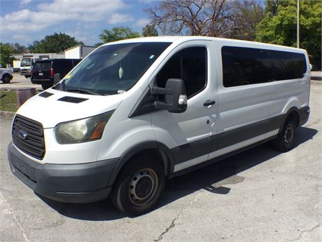 2016 Ford Transit 350 (12) Passenger Van