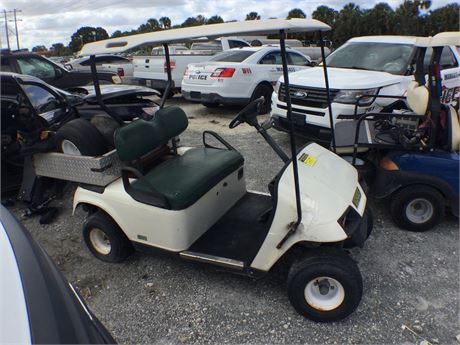 E-Z GO Golf Cart