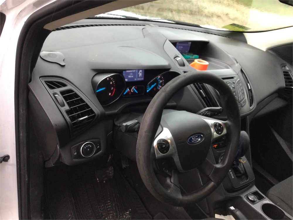 BIDERA Government Auctions 2015 Ford Escape S (Needs Transmission