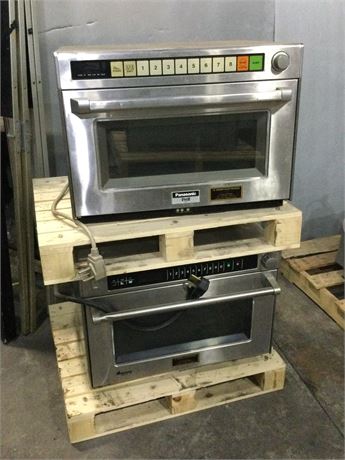 Mix lot of(02) Comercial Microwaves
