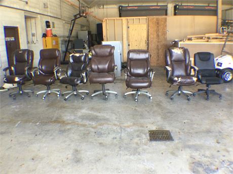 (07) Executive Chairs
