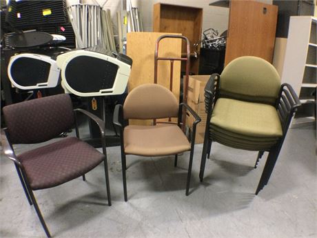 (08) Stackable Chairs