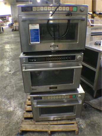 Mix lot of (03) Comercial Microwaves