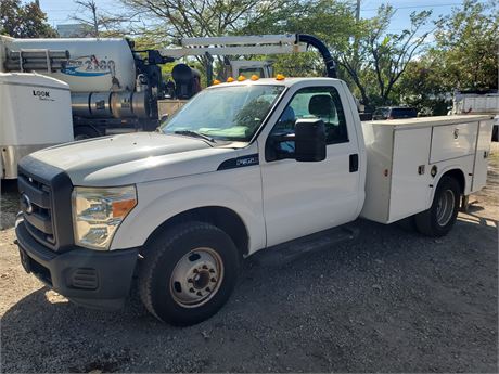 2012 Ford F350XL Utility Bed Truck